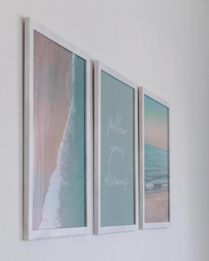 Lovely Sea View Apartment At The Heart Of The Town 이라피트라 외부 사진